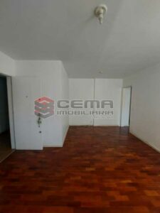 Apartamento à venda em Cosme Velho, Zona Sul RJ, Rio de Janeiro, 2 quartos , 74m² Thumbnail 1